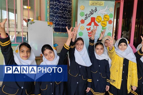 گرامیداشت دهه مبارک فجر در ناحیه دو شهرری