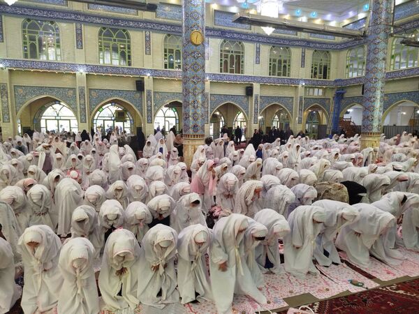 بزرگ‌ترین مراسم جشن تکلیف دانش‌آموزان پایه سوم ابتدایی شهرستان مراغه 