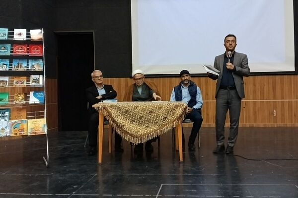 پاسداشت نویسندگان در اداره فرهنگ و ارشاد قدس