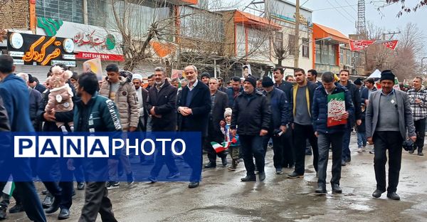 راهپیمایی ۲۲ بهمن در شهرستان فارسان
