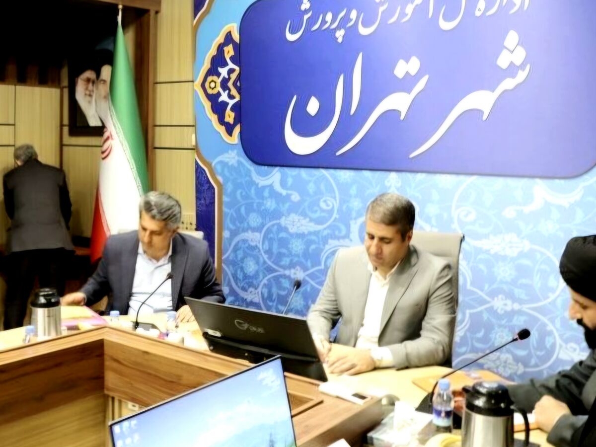 در شرایط تعارض و بحران، توقف جایز نیست