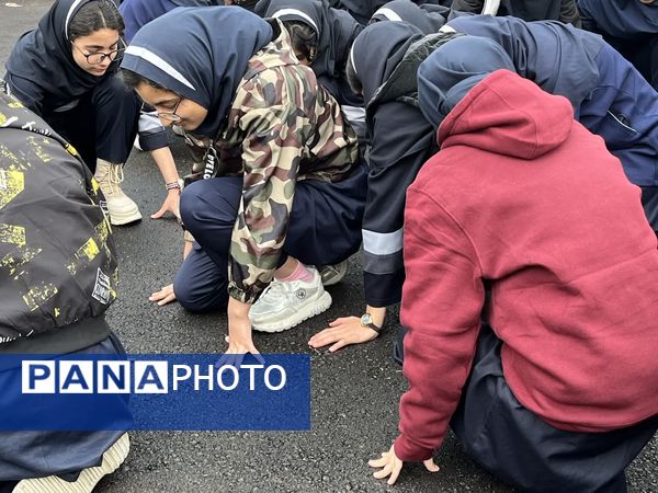 مانور زلزله در مدرسه بانو خاکره شیراز