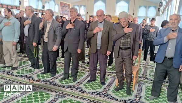 نماز عبادی و سیاسی در پاتاوه 