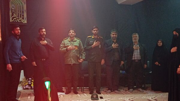 رویداد «لاله‌های روشن» همراه با استقبال از شهید گمنام