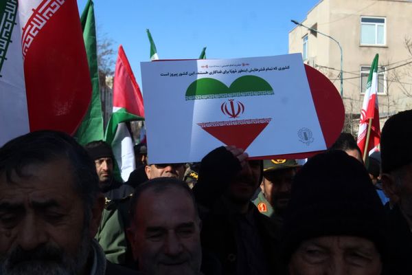 یک زنجان متحد در روز ۲۲بهمن 