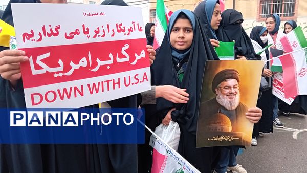 حماسه‌آفرینی دانش‌آموزان کمیجانی در راهپیمایی۱۳ آبان 