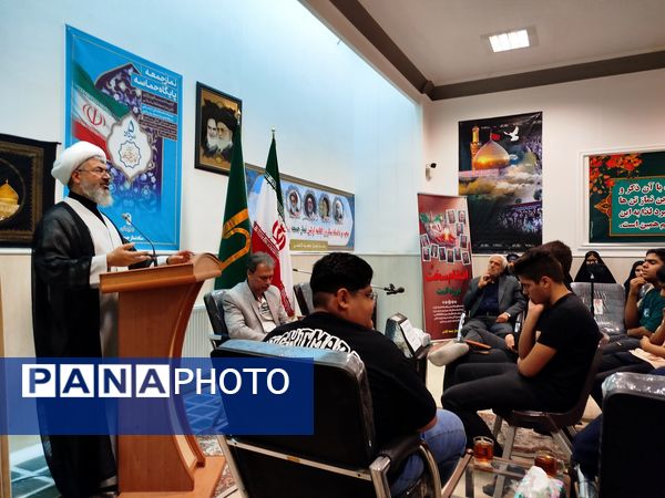 مراسم نشست کمیته دانش آموزی ستاد نماز جمعه کاشمر با امام جمعه کاشمر 