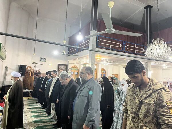 اعتکاف دانش‌آموزی در شهر بهنمیر