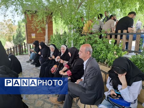 اعزام دانش‌آموزان هادی‌شهری به مشهد مقدس