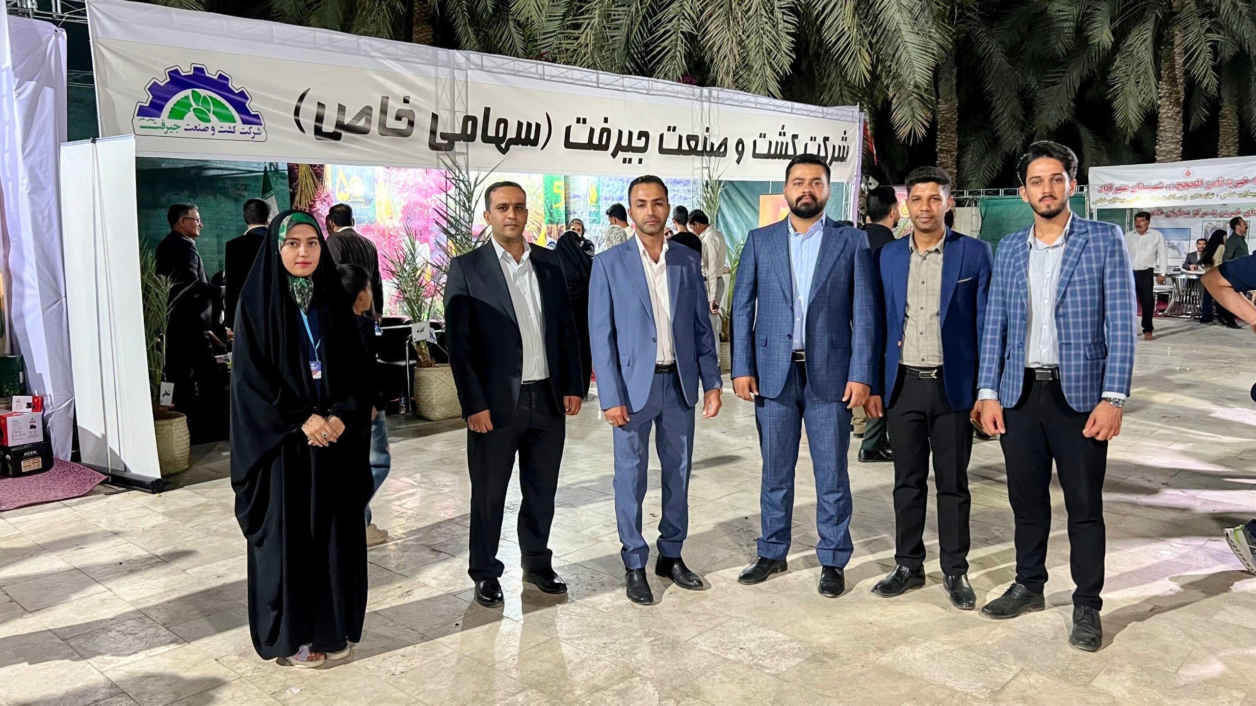 جوانان عنبرآباد؛ نقش آفرینان توسعه صادرات خرمای کلوته