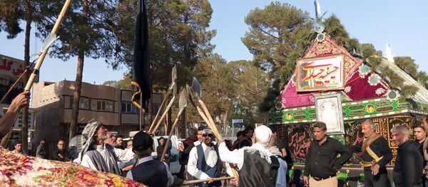 مراسم دسته بنی اسد در کاشمر