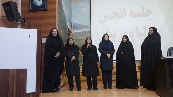 جلسه اولیا مربیان دبیرستان سرافرازان برگزار شد