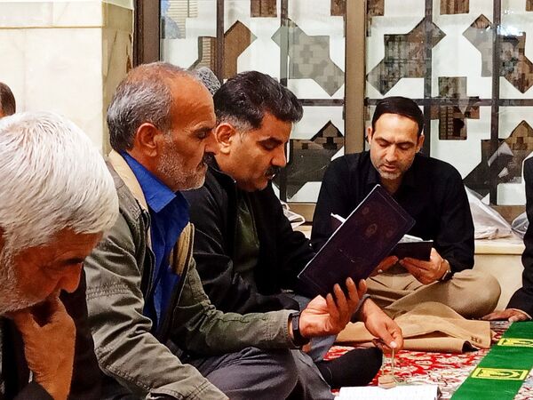 قرائت دعای کمیل در کاشمر
