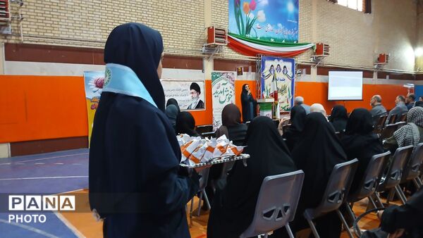  مجمع عمومی انجمن اولیا و مربیان مدرسه شاهد زینب کبری (س) 