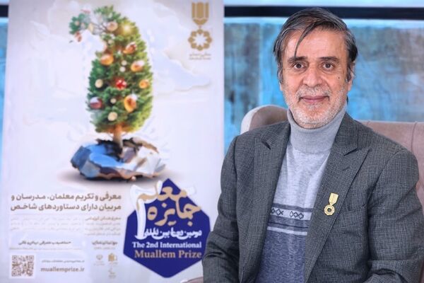 معلم البرزی ادبیات را به مهارت‌های زندگی دانش‌آموزان پیوند زد