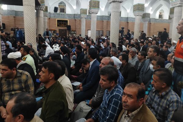 مراسم بزرگداشت شهیدان راه خدمت در مسجد جامع سنندج 