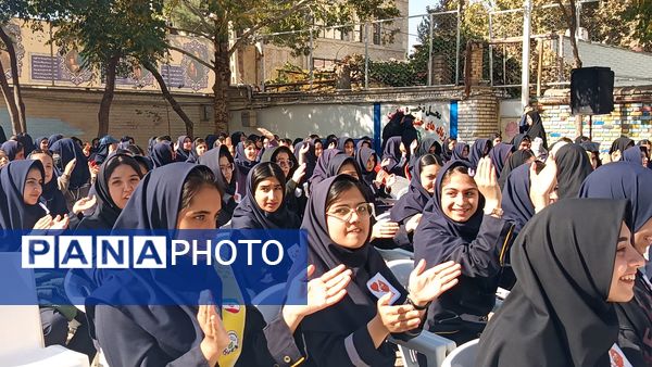 افتتاحیه طرح آهن یاری در دبیرستان کوثر فرهنگیان
