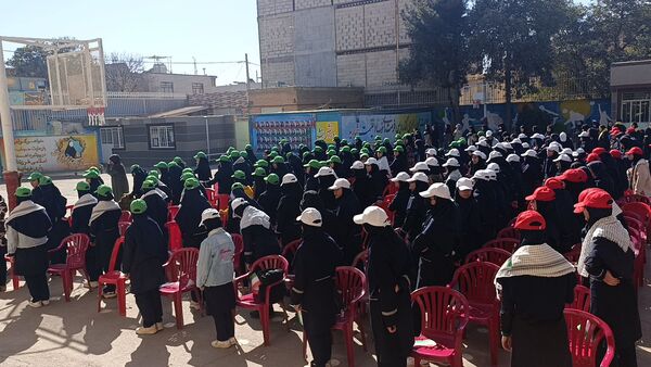 بزرگداشت روز دانش آموز در دبیرستان شاهد قدسیان 
