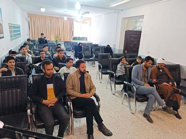  جلسه توجیهی دانش‌آموزان برگزیده مسابقات قرآن و عترت شهرستان باخرز