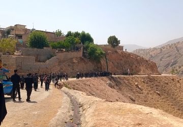 مراسم عزاداری تاسوعای حسینی در هیت« انصار حسین» روستای رفن