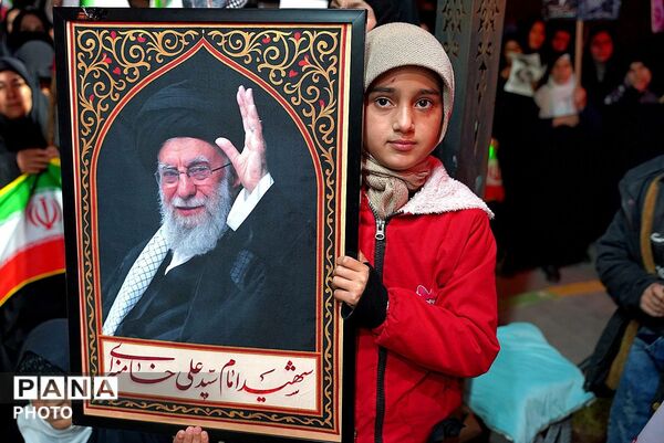 حضور امام جمعه شهرستان تایباد در بین مردم ولایتمدار ارزنه