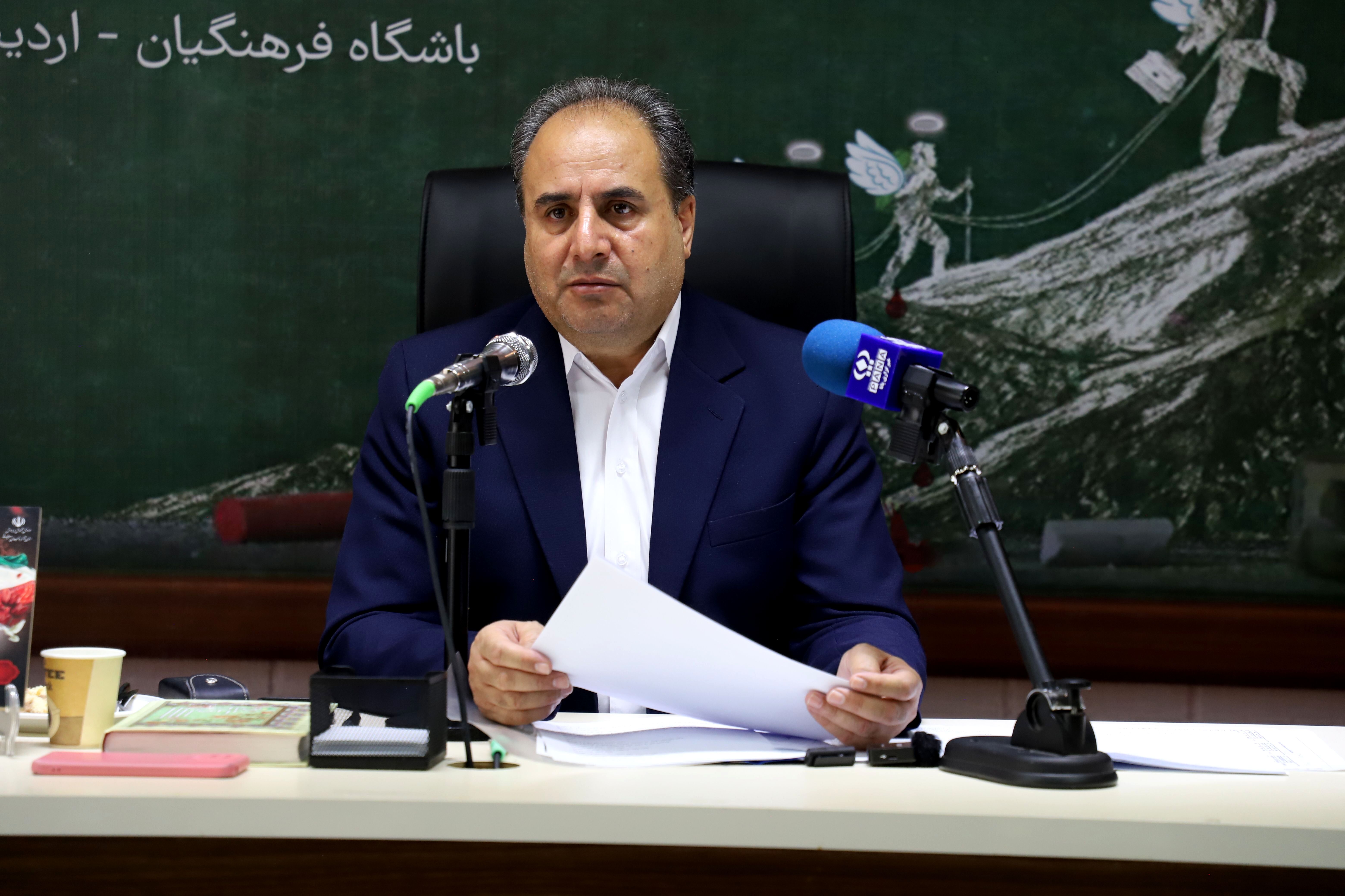 گرامیداشت مقام معلم در آذربایجان شرقی با ۲۰ برنامه محوری؛ از «زنگ سپاس» تا یادواره معلمان شهید