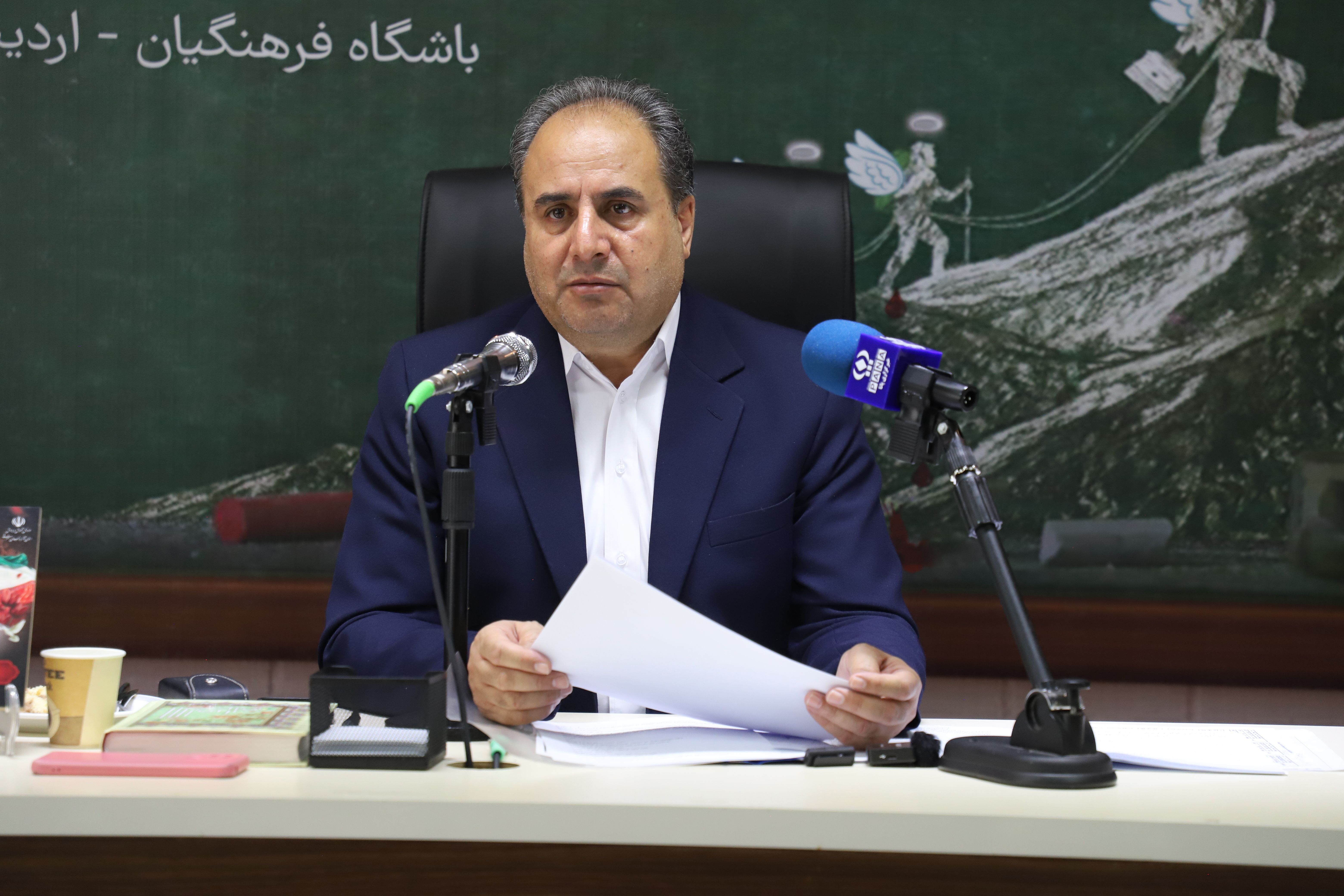 گرامیداشت مقام معلم در آذربایجان شرقی با ۲۰ برنامه محوری؛ از «زنگ سپاس» تا یادواره معلمان شهید