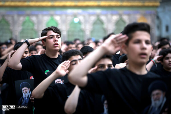 برگزاری همایش بزرگ جمع‌خوانی دانش‌آموزان با اجرای سرود و نوحه حماسی «باید برخاست» -2