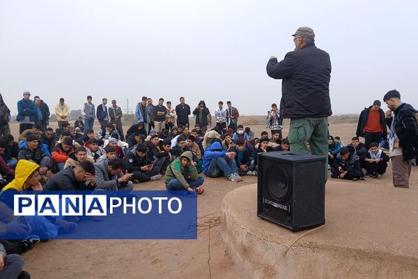 حضور دانش‌آموزان ناحیه دو شهرری در اردوی راهیان نور 