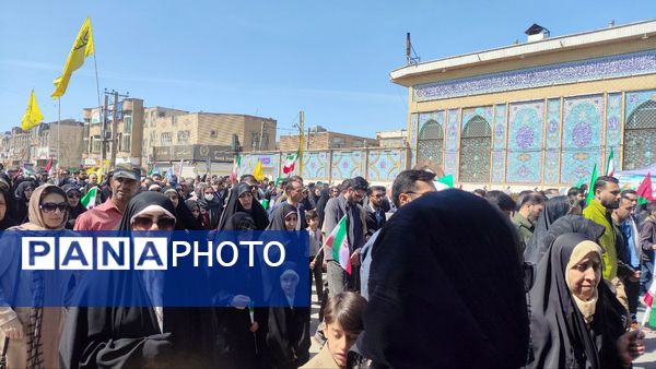 حماسه آفرینی مردم اراک در روز قدس