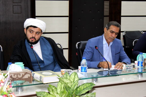 نشست استانی کارشناسان ارزیابی عملکرد و پاسخگویی به شکایات آموزش و پرورش استان بوشهر 