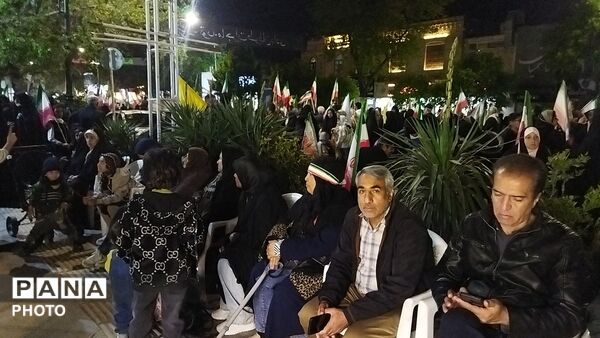حوزه علمیه گلشن پنجاه شب میزبان وطن پرستان 