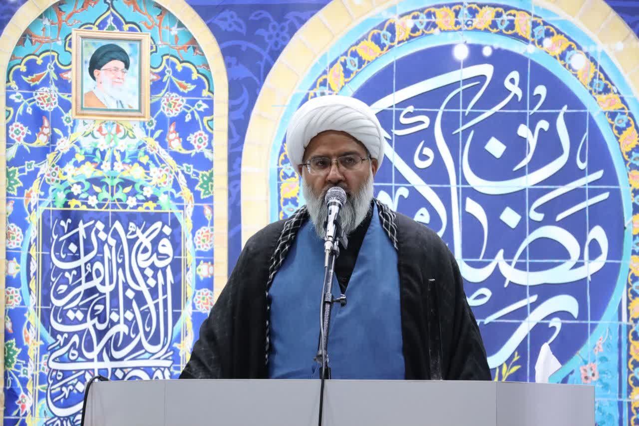 تا شکستن کمر آمریکا و اسرائیل می‌ایستیم