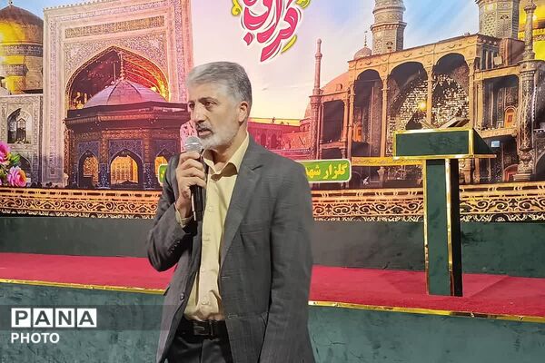 بیعت معلمان و مسئولین آموزش و پرورش ملارددر هفته معلم در گلزار شهدا با شهدا