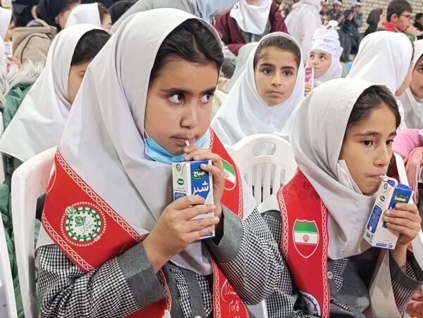  آغاز توزیع شیر رایگان در مدارس خراسان شمالی 