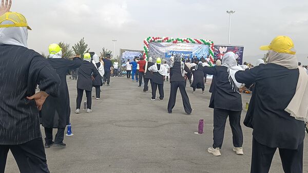 جلوه‌هایی از ورزش صبحگاهی همگانی در آشخانه 