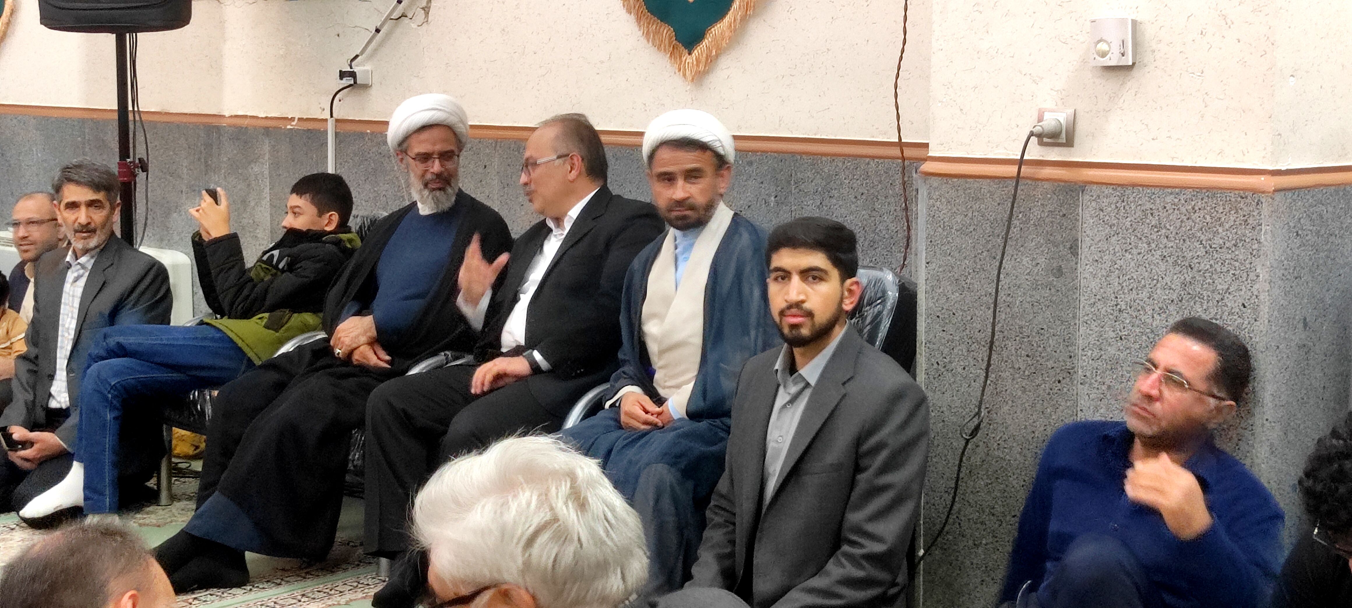 پدیده نوجوان قرآنی در محفل انس با قرآن کریم در دانشگاه علوم پزشکی خراسان شمالی