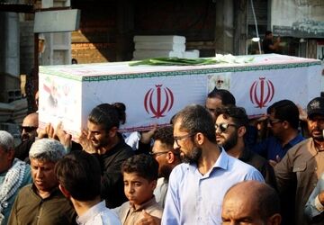 بدرقه شهید جانباز «حاج حسین حقیری‌زاده» در رودان
