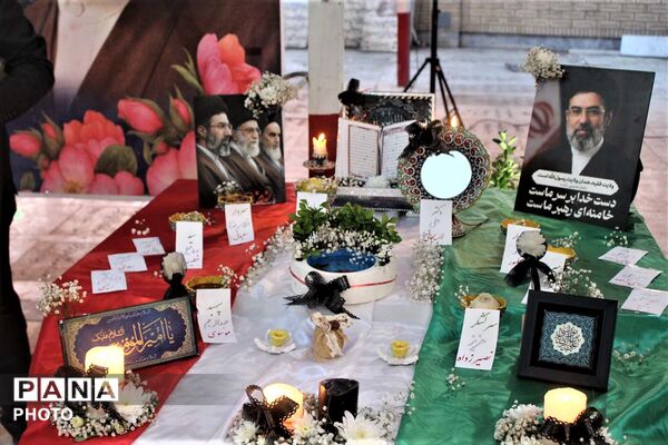 حال و هوای آغاز سال نو در جوار مزار شهدای جنگ رمضان