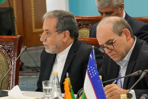 بیست و هشتمین نشست شورای وزیران اکو در مشهد (۲)