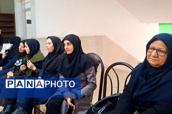 برگزاری جشن نیمه شعبان و در هنرستان کارآفرینان