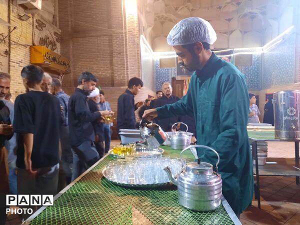 قاب پانا میزبان چایخانه فاطمه الزهرا