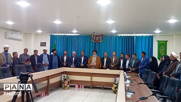 دیدار با نماینده ولی فقیه در استان 