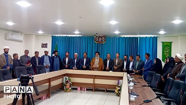 دیدار با نماینده ولی فقیه در استان 
