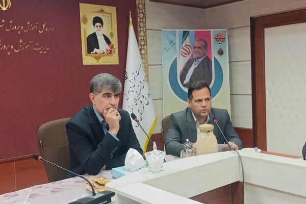نقشه راه آموزش و پرورش ملارد در جلسه معاونان 