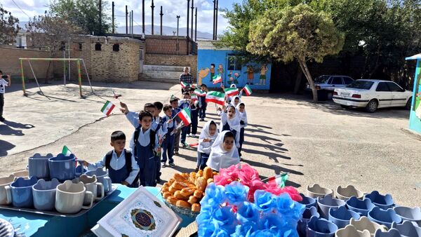 جشن شکوفه ها در مدارس خراسان شمالی