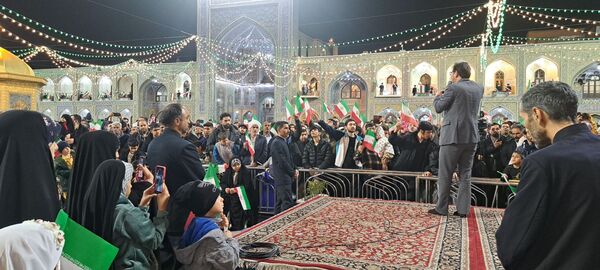 طنین گلبانگ انقلاب صحن انقلاب حرم مطهر  امام رضا (ع)