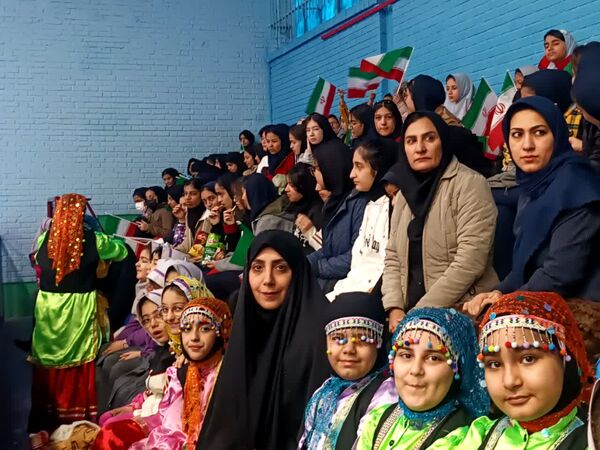 آئین افتتاحیه مسابقات فوتسال دانش‌آموزی منتخب آموزشگاه های شهرستانهای استان تهران به میزبانی ورامین 