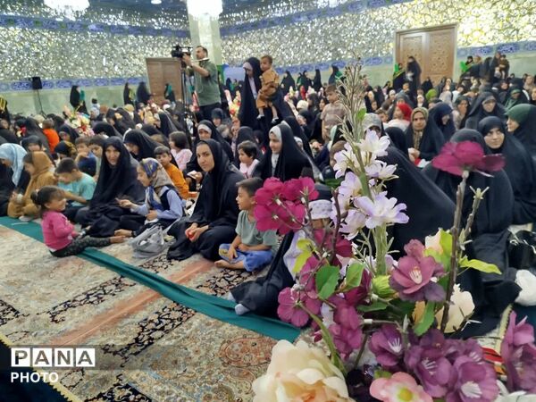 برپایی آیین «شکوه مادری» در قم