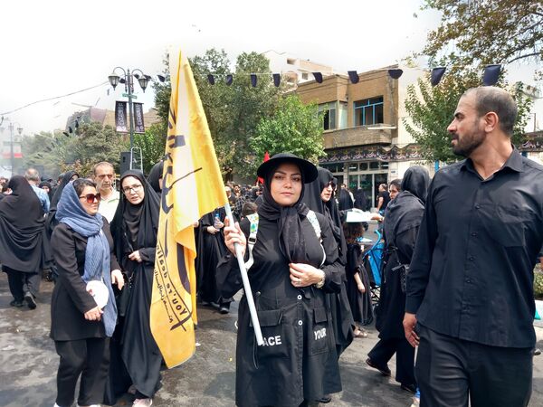 استقبال دلدادگان اباعبدالله الحسین (ع) از پیاده‌روی جاماندگان اربعین حسینی‌ 